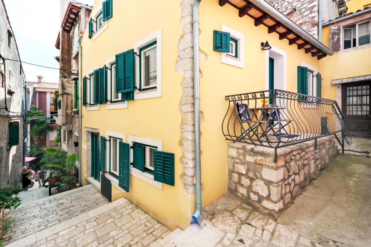 Yellow House Rovinj Exterior photo